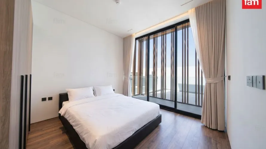 4 bedrooms villa for sale, Dubai, UAE No. 4204 № 8