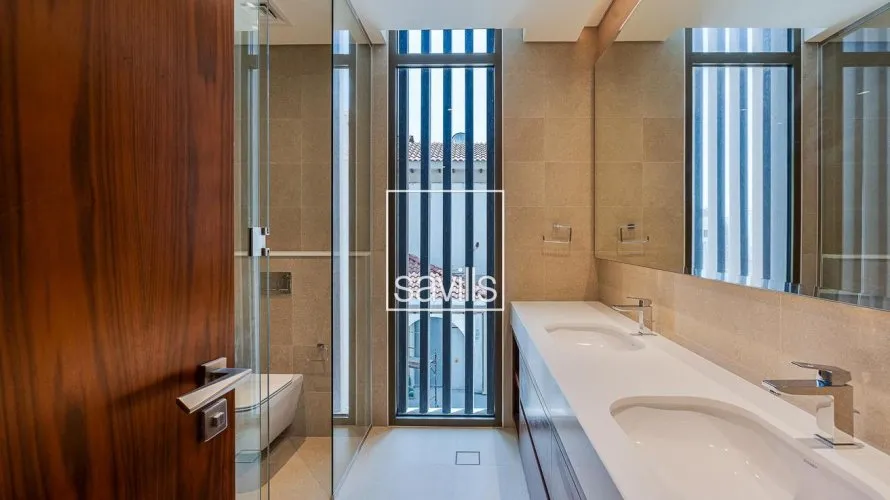 5 bedrooms villa for sale, Abu Dhabi, UAE No. 4128 № 6