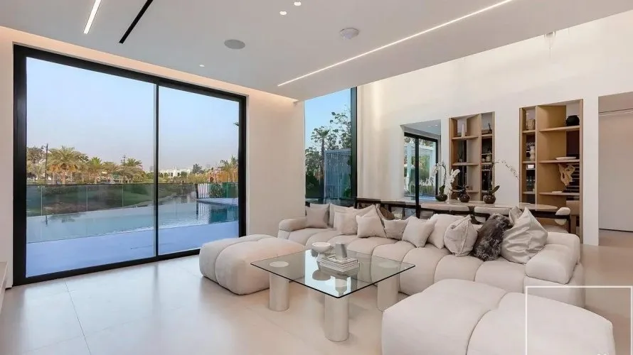 5 bedrooms villa for sale, Jumeirah Islands, Dubai, UAE No. 4219 № 2