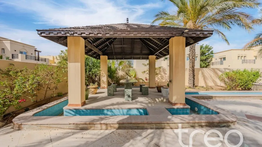 6 bedrooms villa for sale, Arabian Ranches, Dubai, UAE No. 4186 № 24